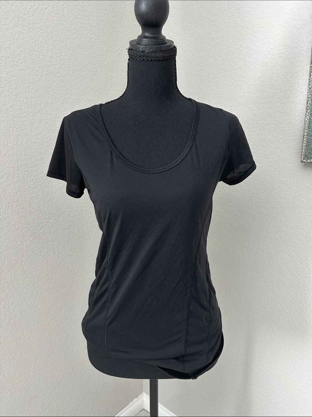 Athleta Black Scoop Neck Short Sleeve Active Tee